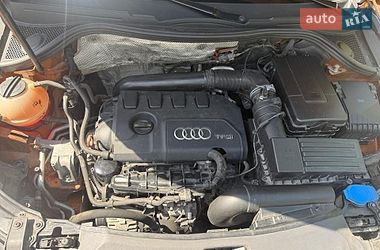 Внедорожник / Кроссовер Audi Q3 2011 в Киеве