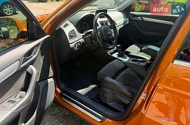 Внедорожник / Кроссовер Audi Q3 2011 в Киеве