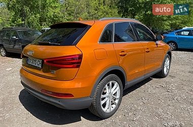 Внедорожник / Кроссовер Audi Q3 2011 в Киеве