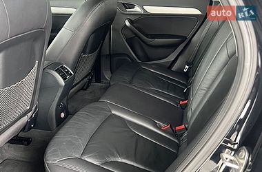 Внедорожник / Кроссовер Audi Q3 2017 в Черновцах