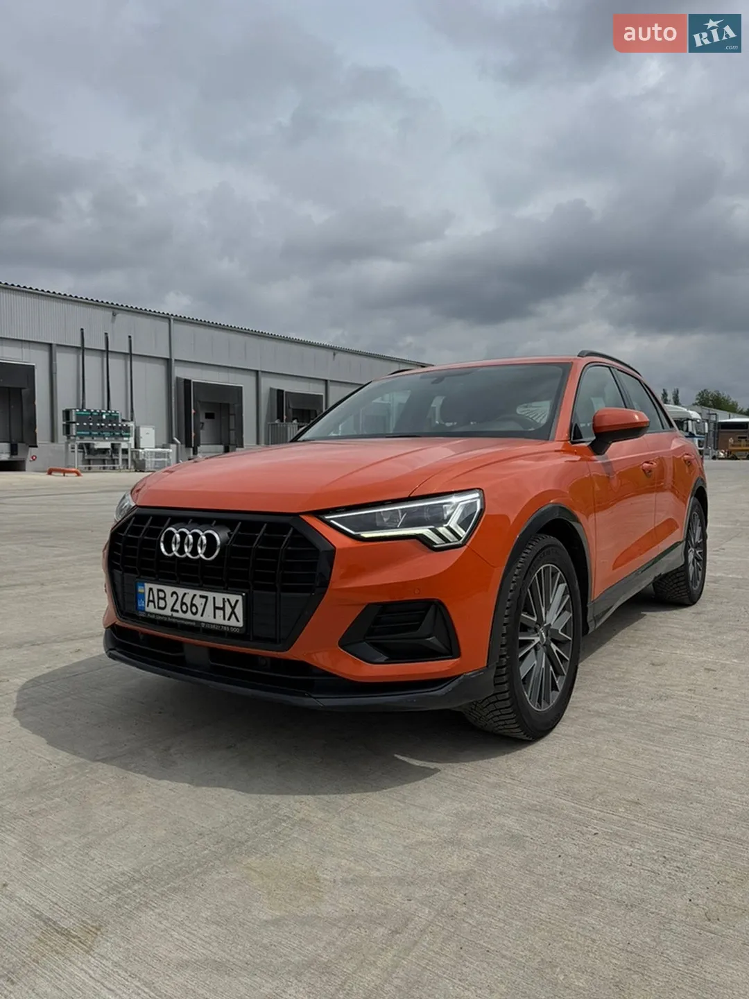 2020 Audi Q3 - фото 1