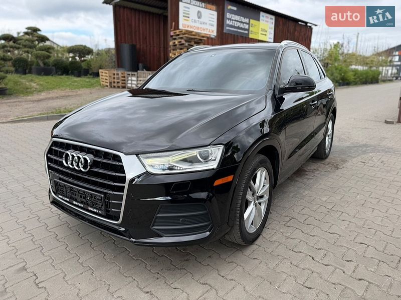 Внедорожник / Кроссовер Audi Q3 2017 в Луцке