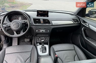 Внедорожник / Кроссовер Audi Q3 2017 в Луцке