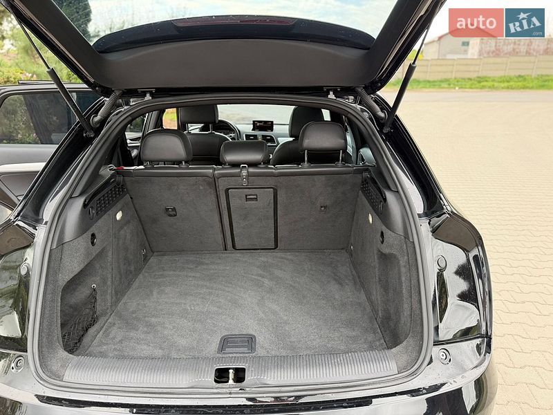 Внедорожник / Кроссовер Audi Q3 2017 в Луцке