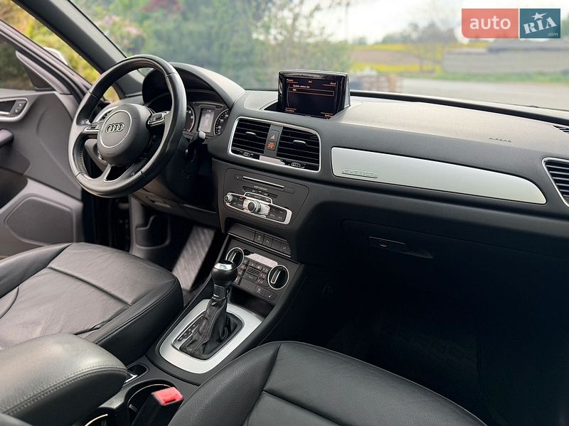 Внедорожник / Кроссовер Audi Q3 2017 в Луцке