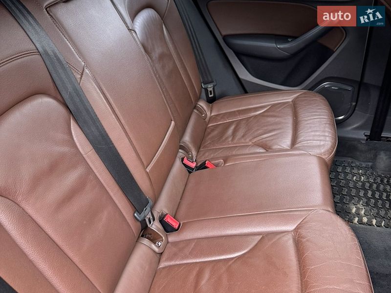 Внедорожник / Кроссовер Audi Q3 2014 в Львове