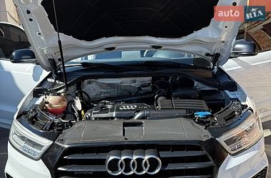 Позашляховик / Кросовер Audi Q3 2017 в Львові