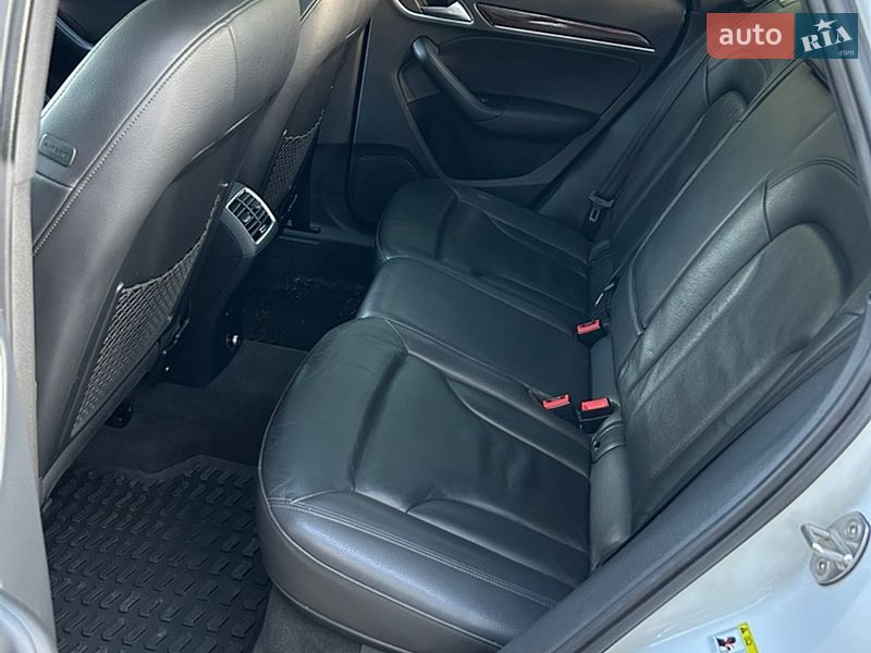 Позашляховик / Кросовер Audi Q3 2016 в Тернополі