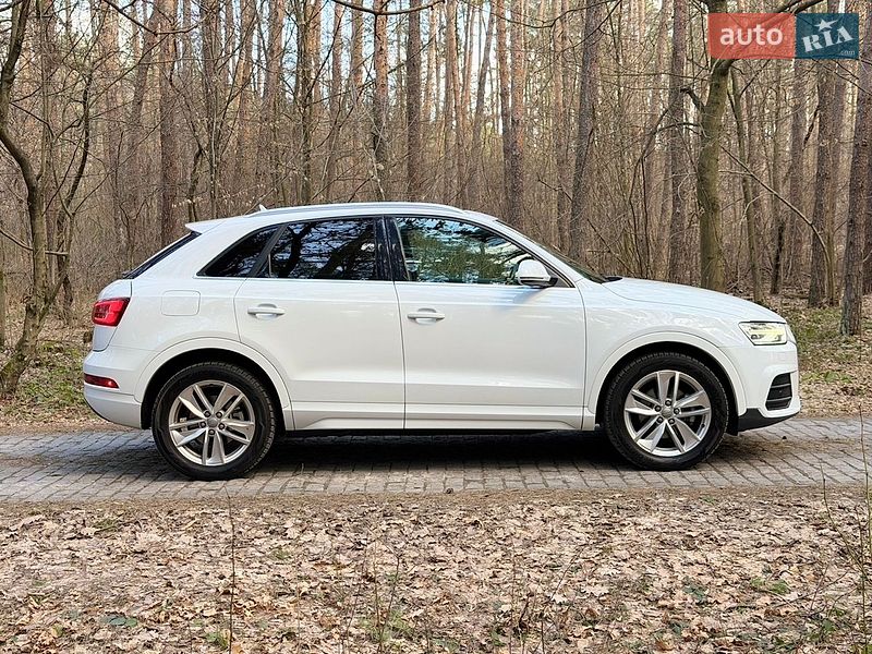 Позашляховик / Кросовер Audi Q3 2016 в Житомирі
