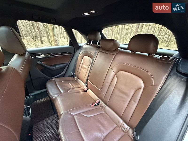Позашляховик / Кросовер Audi Q3 2016 в Житомирі