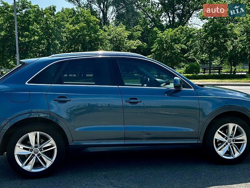 Позашляховик / Кросовер Audi Q3 2015 в Києві