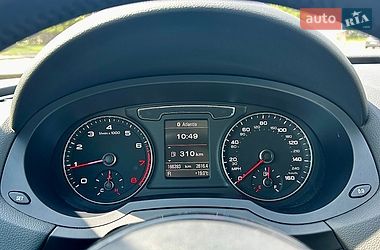 Позашляховик / Кросовер Audi Q3 2015 в Києві