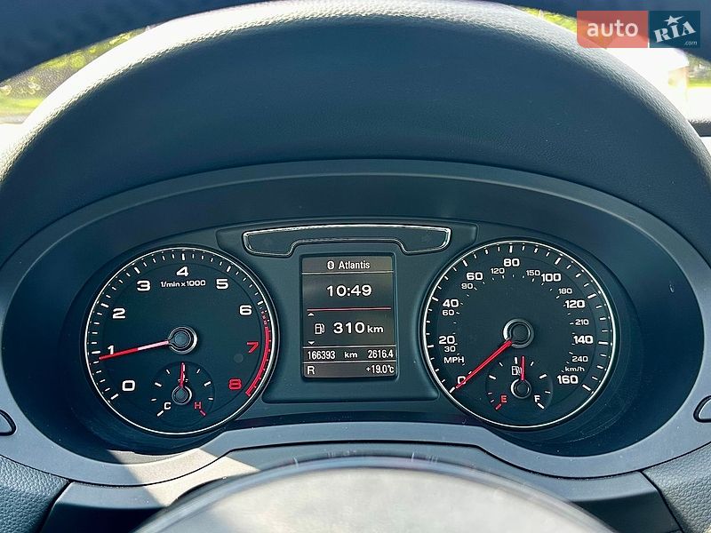 Позашляховик / Кросовер Audi Q3 2015 в Києві