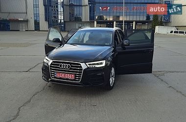 Позашляховик / Кросовер Audi Q3 2016 в Чернівцях