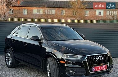 Внедорожник / Кроссовер Audi Q3 2015 в Днепре
