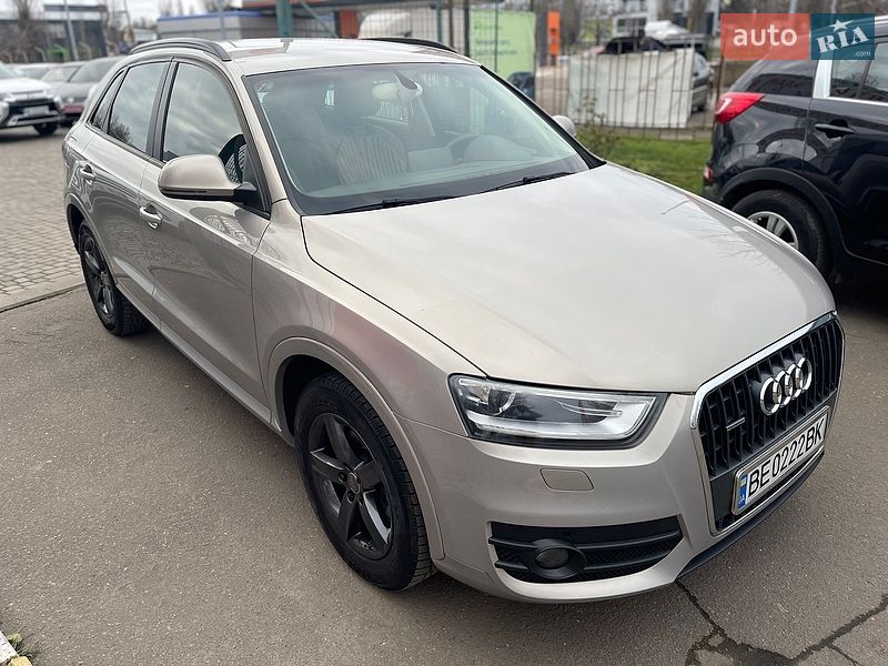 Внедорожник / Кроссовер Audi Q3 2013 в Николаеве