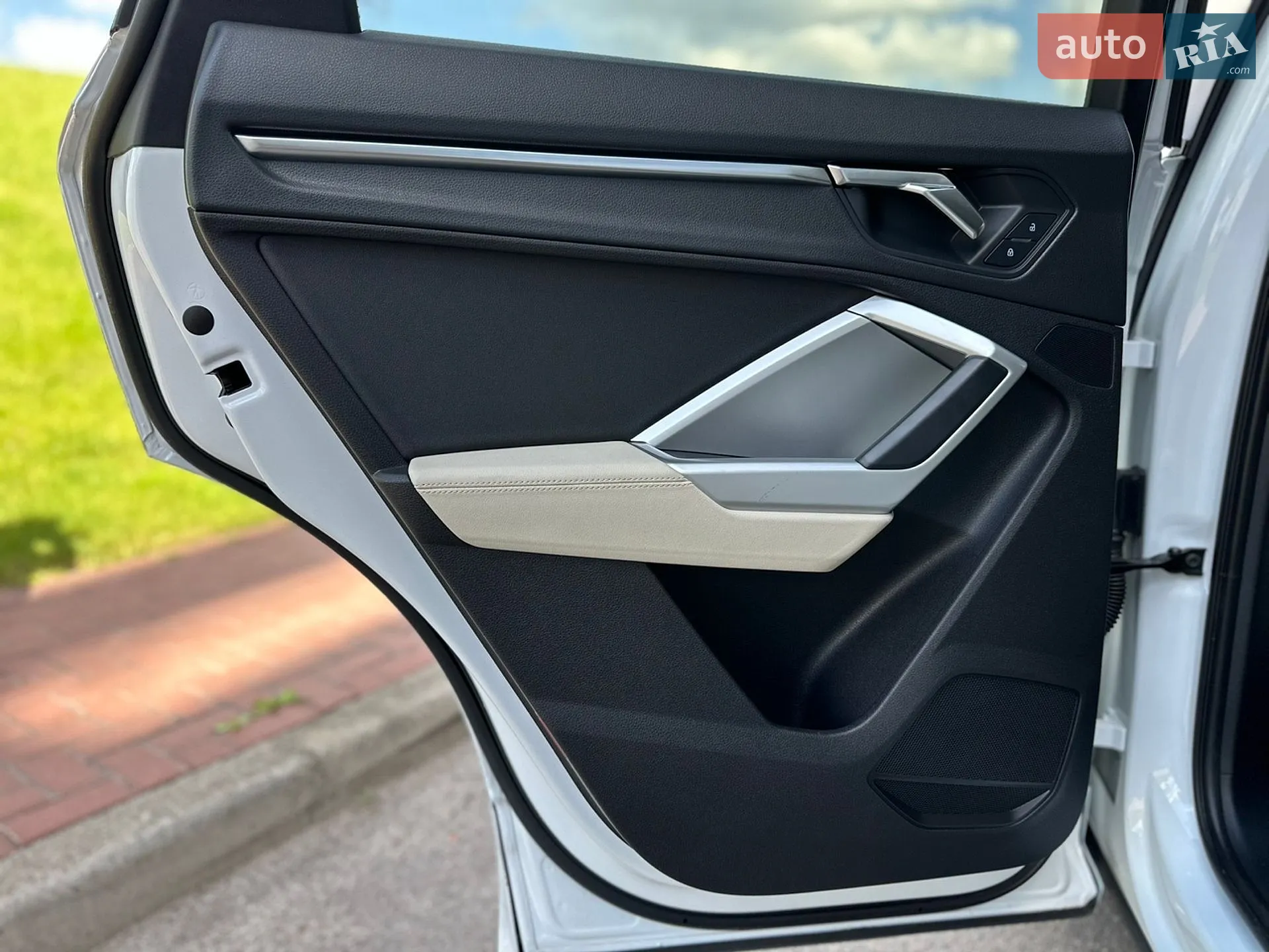 2019 Audi Q3 - мініатюра 24