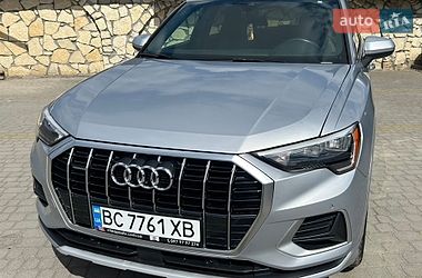 Внедорожник / Кроссовер Audi Q3 2021 в Львове