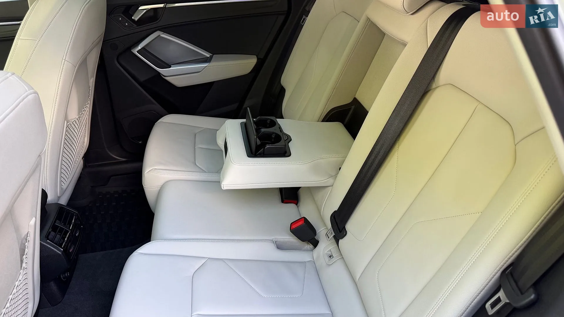 2024 Audi Q3 - мініатюра 12