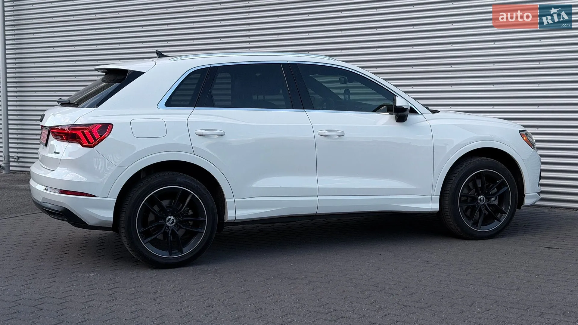 2019 Audi Q3 - мініатюра 23