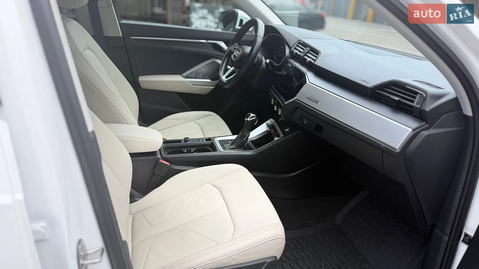 2019 Audi Q3 - мініатюра 25