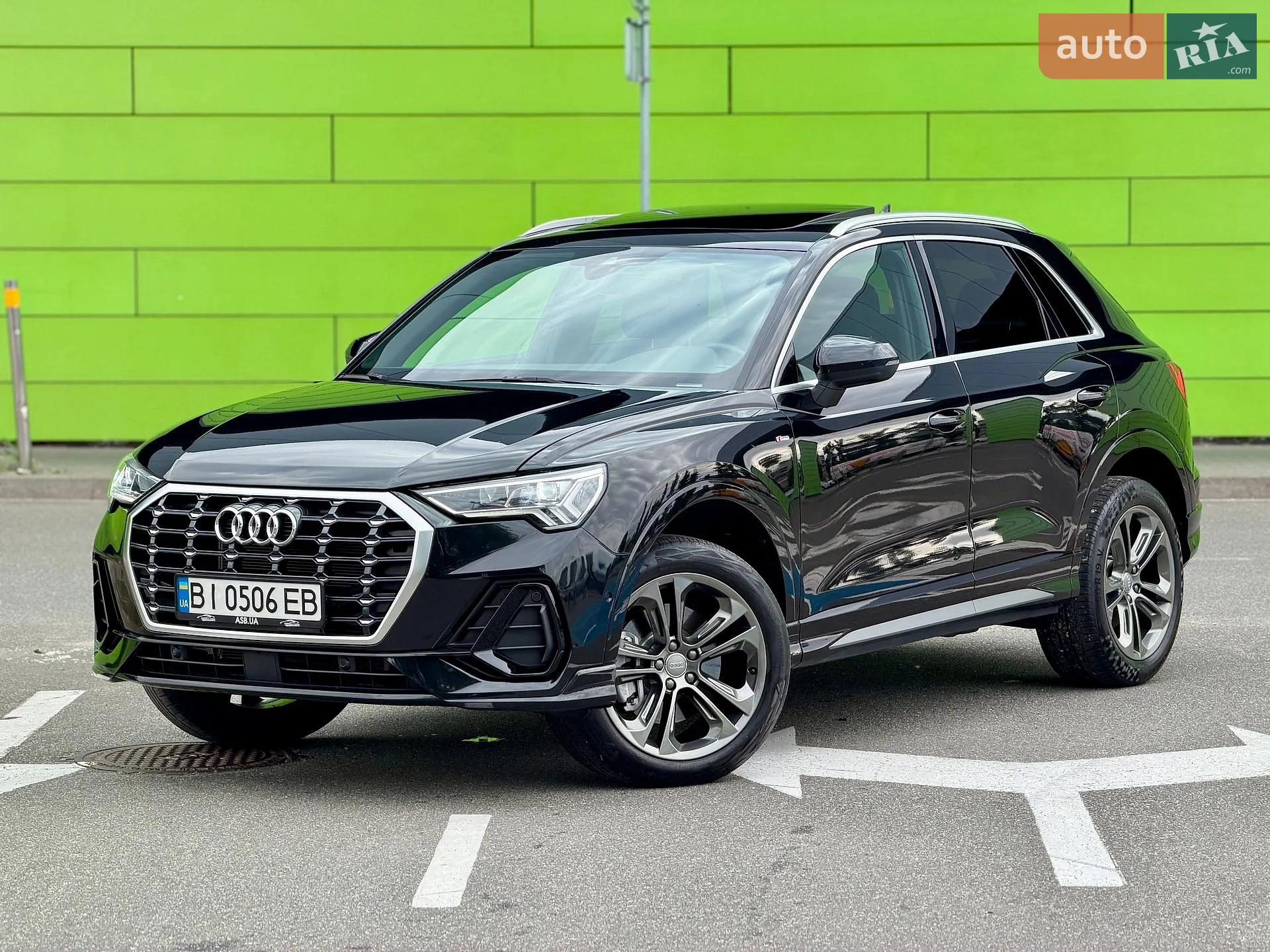 2024 Audi Q3 - фото 1