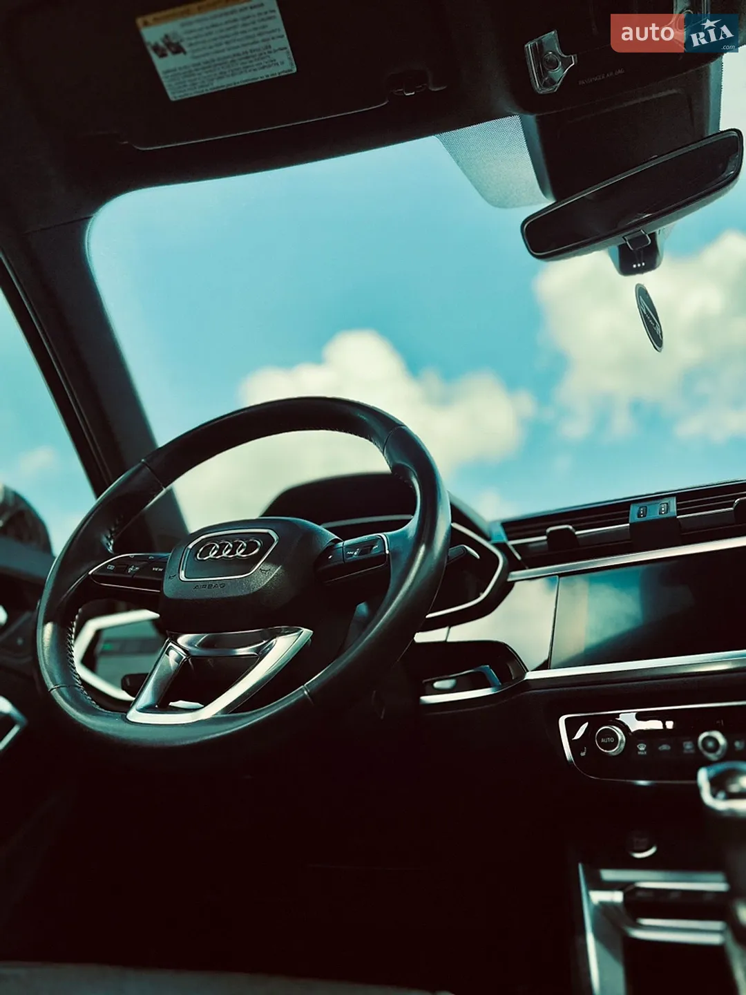 2019 Audi Q3 - мініатюра 26