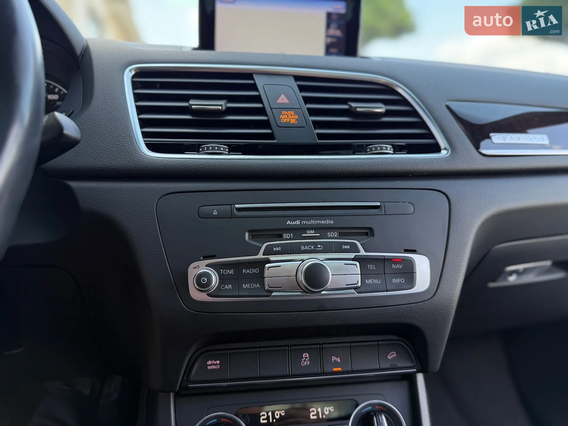 2016 Audi Q3 - мініатюра 36