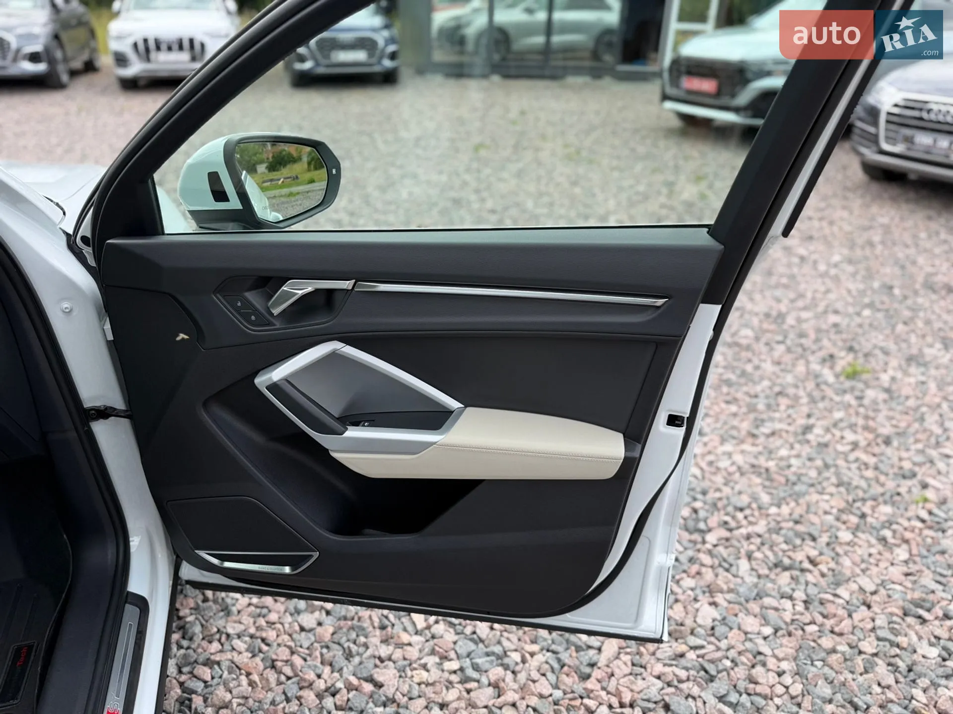 2021 Audi Q3 - мініатюра 16