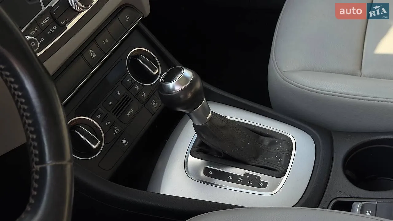 2017 Audi Q3 - мініатюра 16