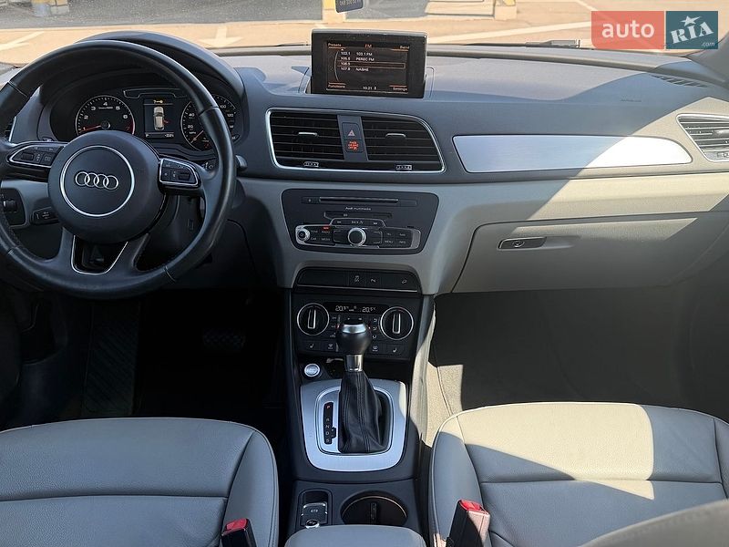 Внедорожник / Кроссовер Audi Q3 2018 в Киеве