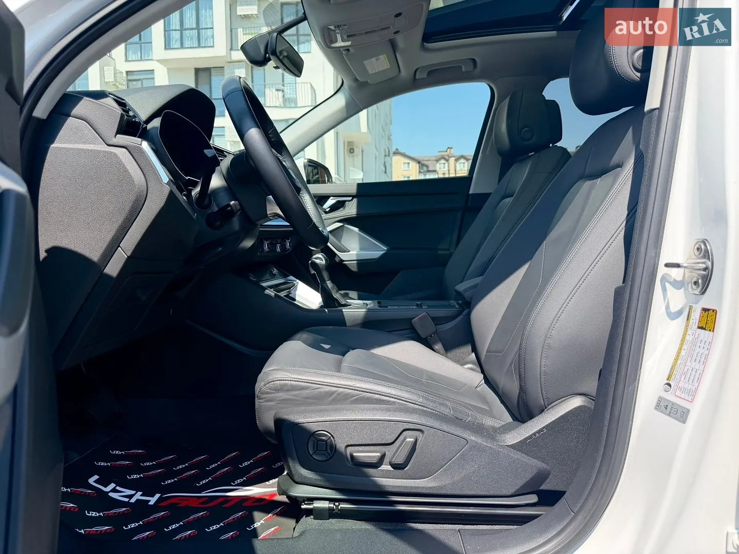 2019 Audi Q3 - мініатюра 24