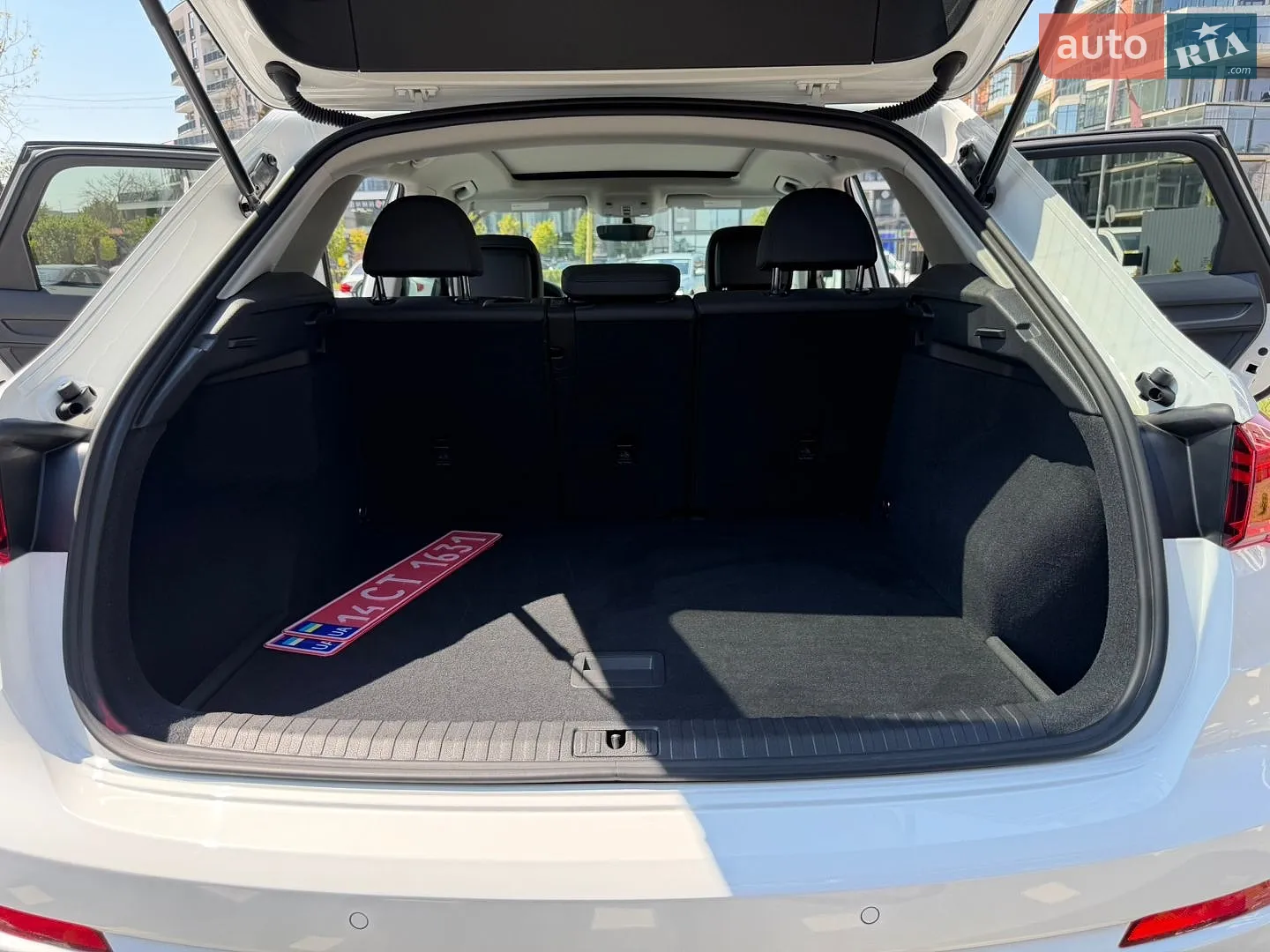 2019 Audi Q3 - мініатюра 55