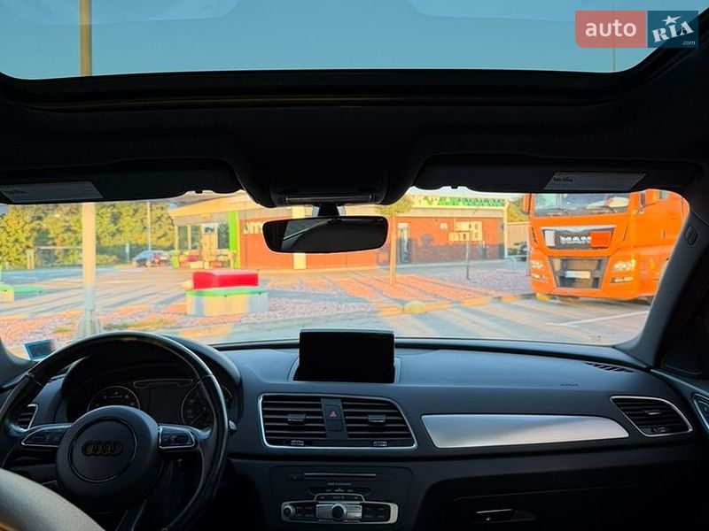 Внедорожник / Кроссовер Audi Q3 2017 в Луцке