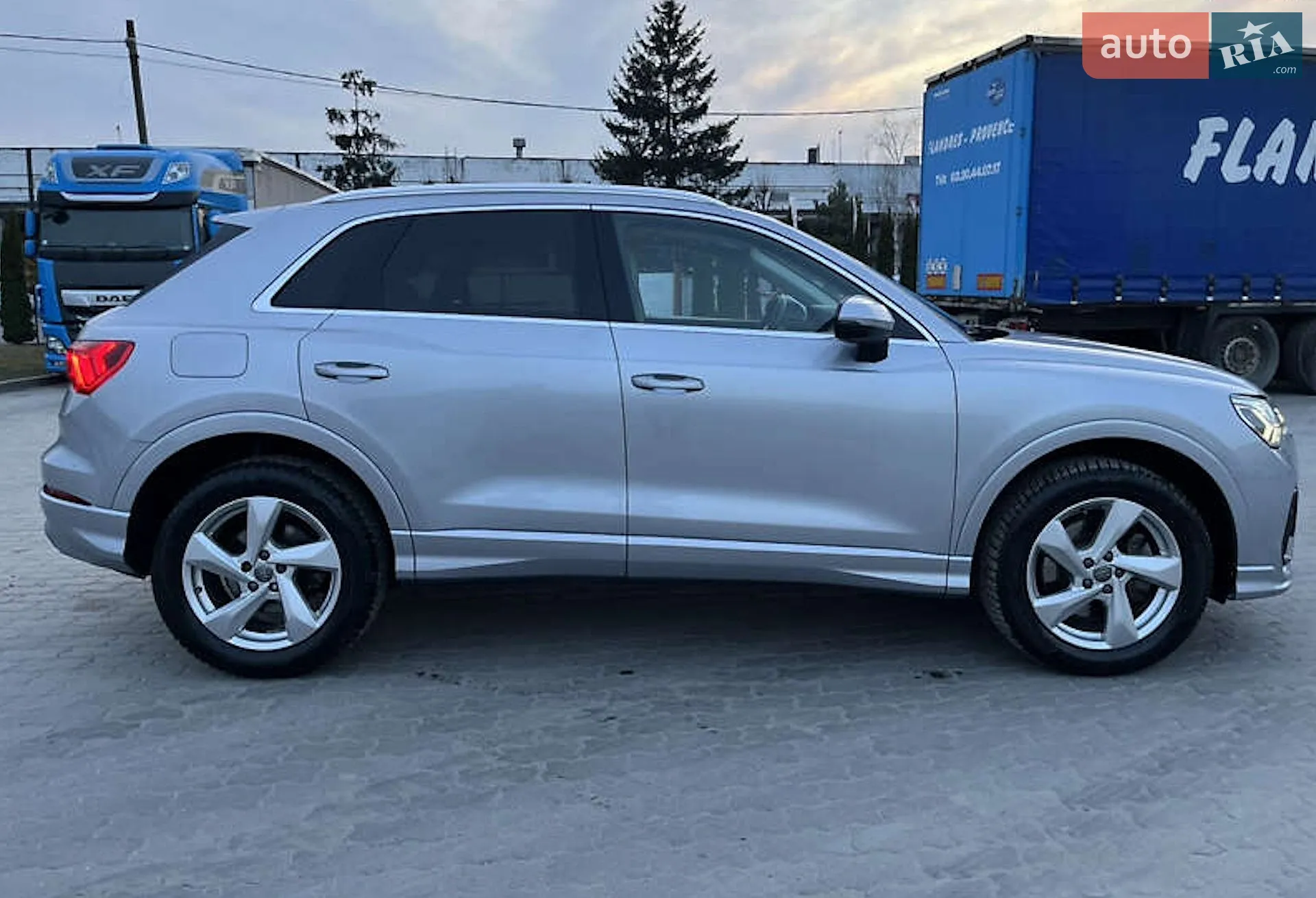 2019 Audi Q3 - мініатюра 3
