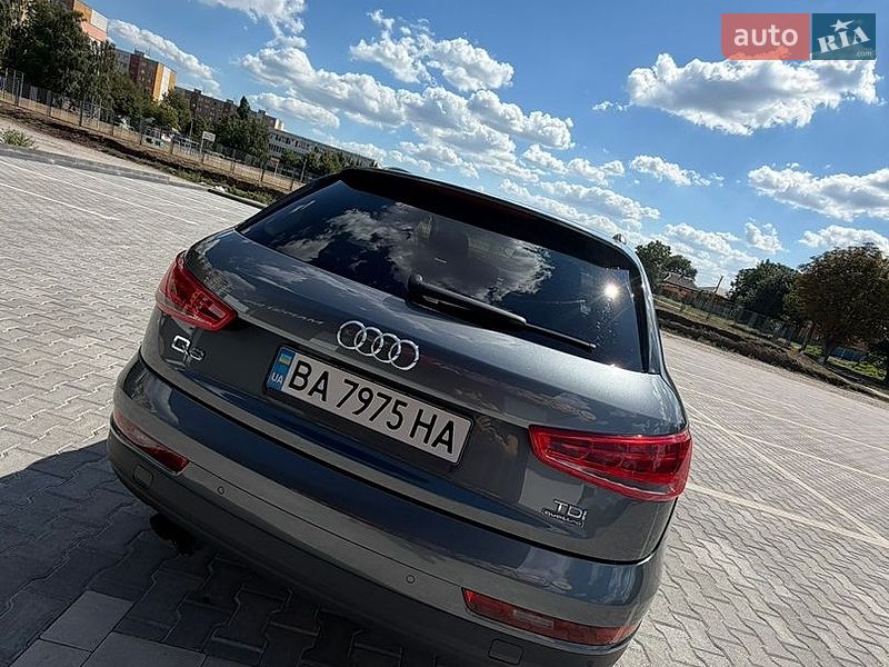 Внедорожник / Кроссовер Audi Q3 2015 в Кропивницком
