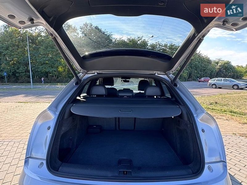 Позашляховик / Кросовер Audi Q3 2018 в Львові