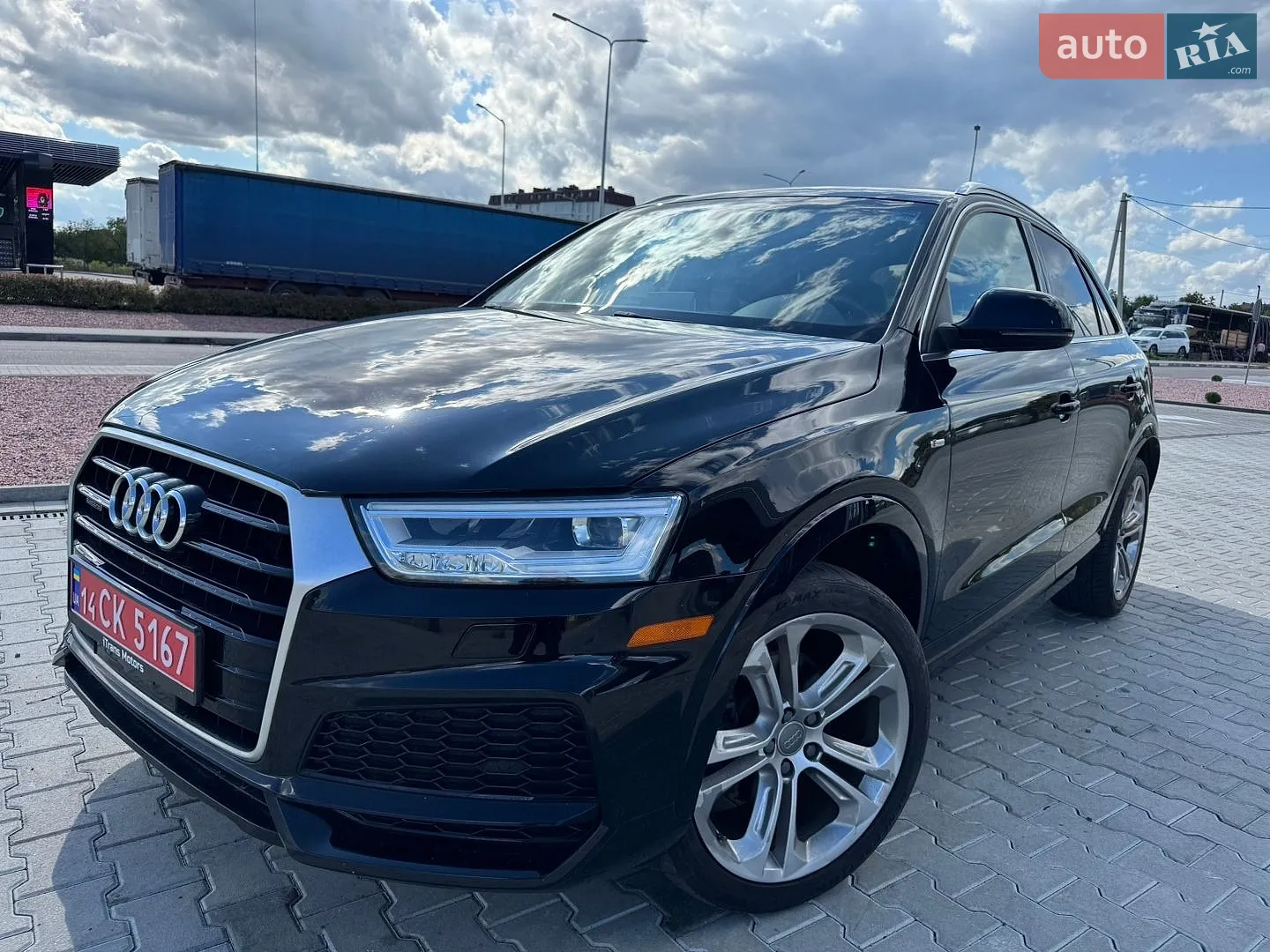 2018 Audi Q3 - фото 1