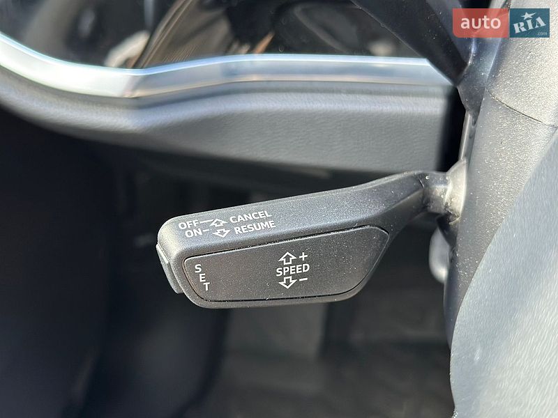 Позашляховик / Кросовер Audi Q3 2024 в Києві фото 19 Позашляховик / Кросовер Audi Q3 2024 в Києві