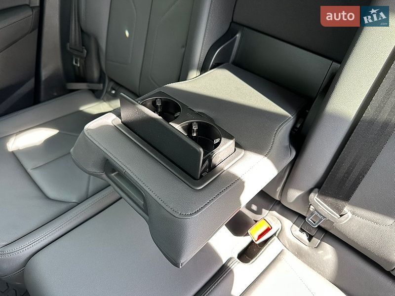 Позашляховик / Кросовер Audi Q3 2024 в Києві фото 33 Позашляховик / Кросовер Audi Q3 2024 в Києві