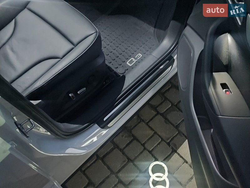 Позашляховик / Кросовер Audi Q3 2018 в Львові