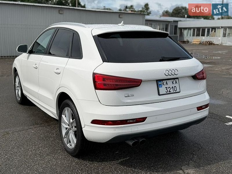 Позашляховик / Кросовер Audi Q3 2016 в Києві