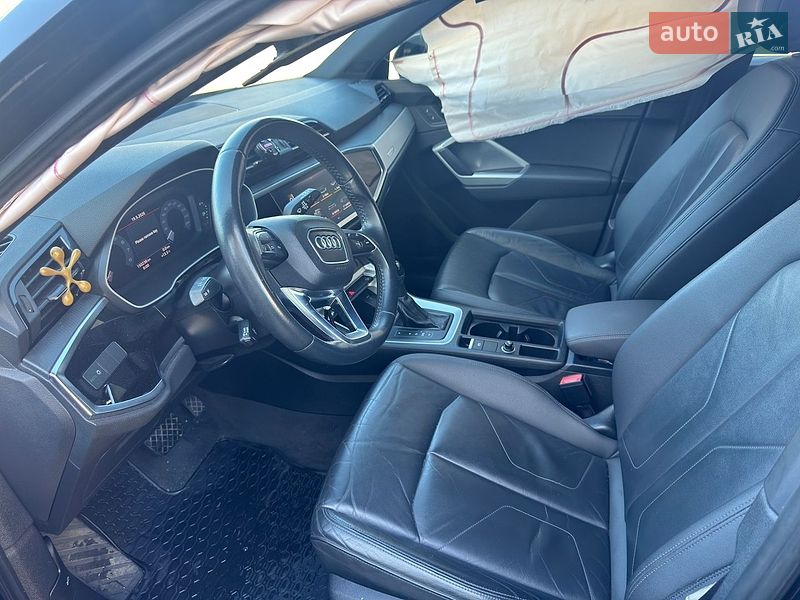 Позашляховик / Кросовер Audi Q3 2020 в Житомирі