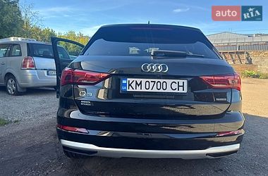 Позашляховик / Кросовер Audi Q3 2020 в Житомирі