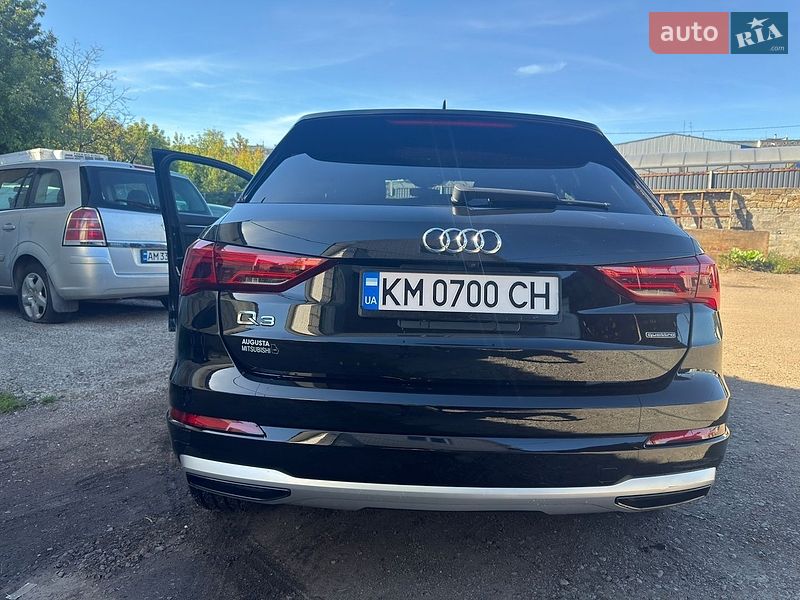 Позашляховик / Кросовер Audi Q3 2020 в Житомирі