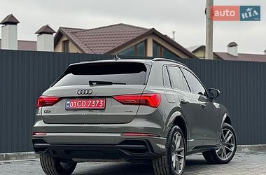 Внедорожник / Кроссовер Audi Q3 2024 в Тернополе