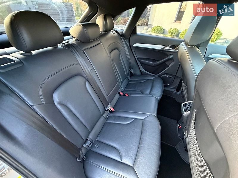Внедорожник / Кроссовер Audi Q3 2016 в Стрые