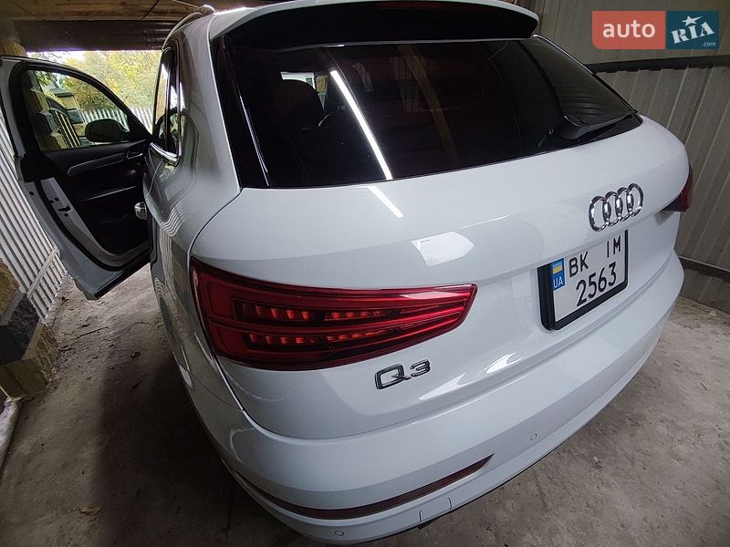 Внедорожник / Кроссовер Audi Q3 2018 в Владимирце