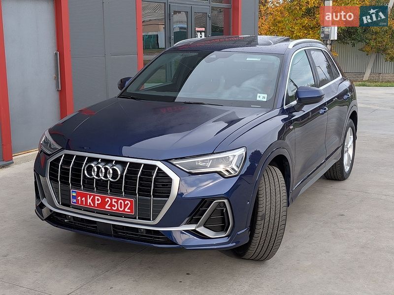 Внедорожник / Кроссовер Audi Q3 2022 в Борисполе