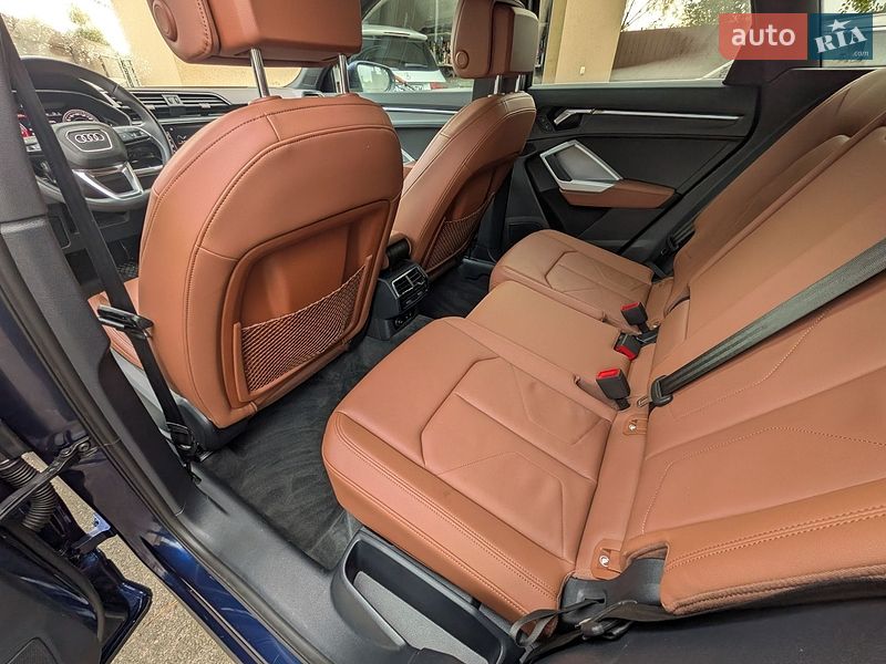 Внедорожник / Кроссовер Audi Q3 2022 в Борисполе